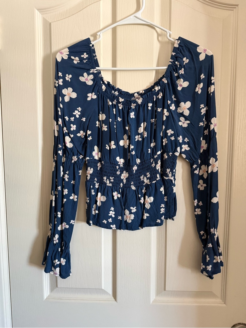 Floral Top - Picture 2 of 4